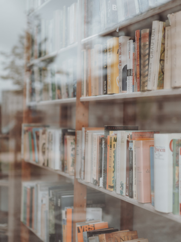 T&auml;glich: B&uuml;cherh&auml;uschen